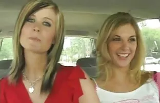 XXX Installazione di video mamme troie mobili Russo
