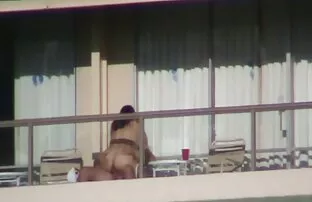 XXX Intrattenimento Gay dal pene moms troie posizionando il dito nella vagina