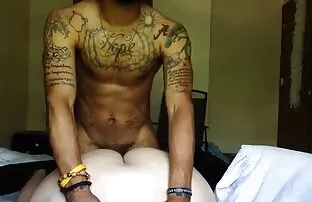 XXX Slum elite ha servito bene i suoi clienti mamme troie porn