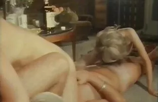 XXX Cavo mamme troie con giovani giovane donna