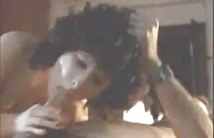 XXX L'Uomo Nero Big sip video gratis mamme porche è il cane bianco